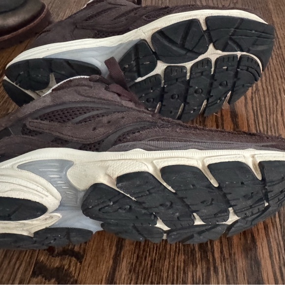 Saucony Men\'s 5 / Women’s  6.5  - Progrid Omni 9 Coffee/Cream main image 10